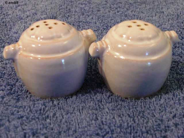 Early barrels glazed ivory